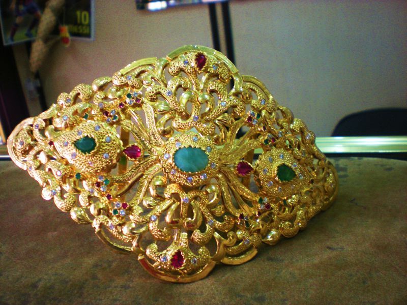création des bijoux caftan