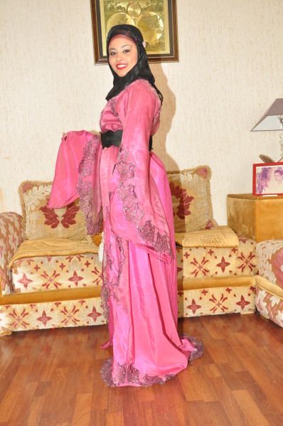 takchita  marocaine avec hijab